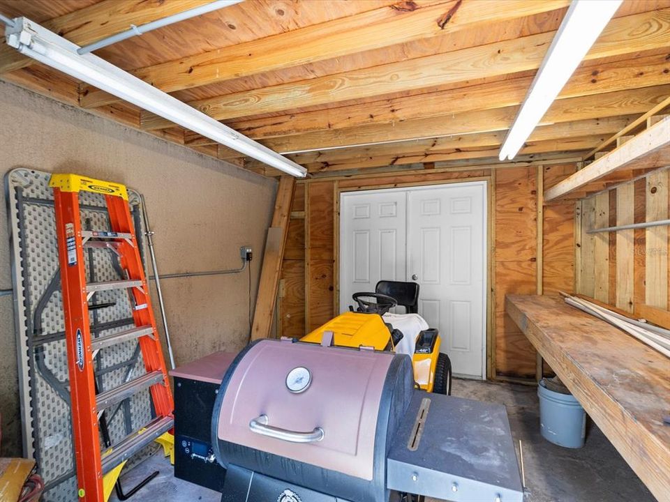 For Sale: $449,000 (3 beds, 2 baths, 2284 Square Feet)