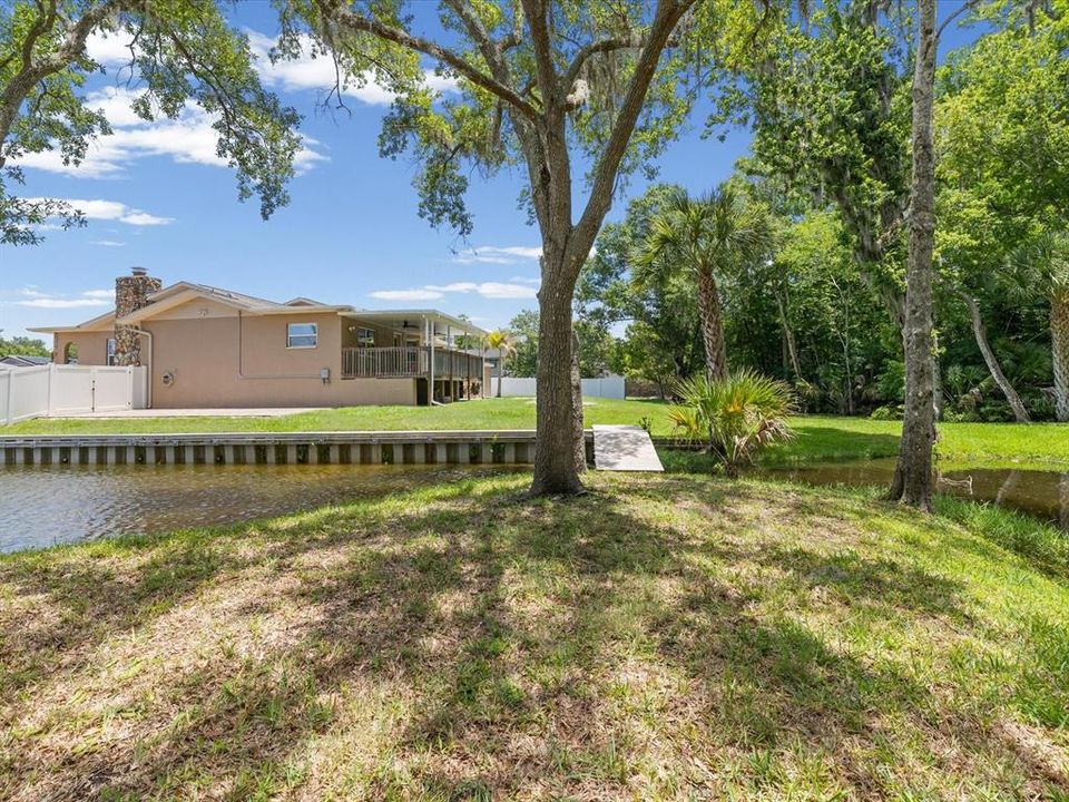 For Sale: $449,000 (3 beds, 2 baths, 2284 Square Feet)