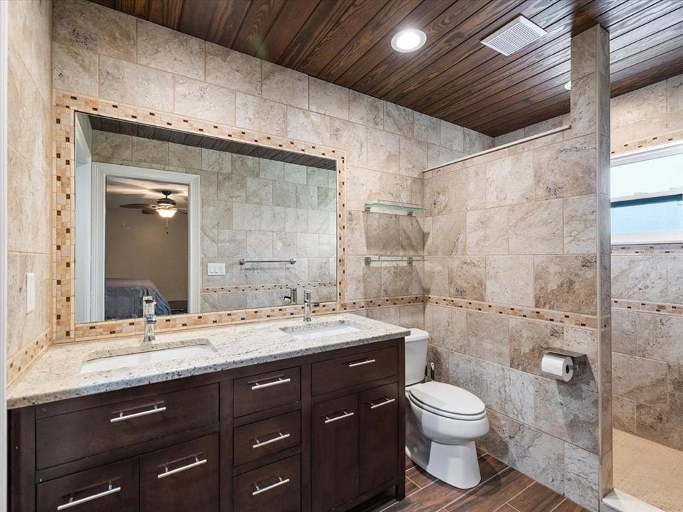 For Sale: $449,000 (3 beds, 2 baths, 2284 Square Feet)