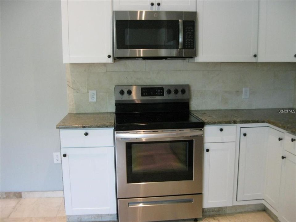 For Rent: $1,600 (1 beds, 1 baths, 600 Square Feet)