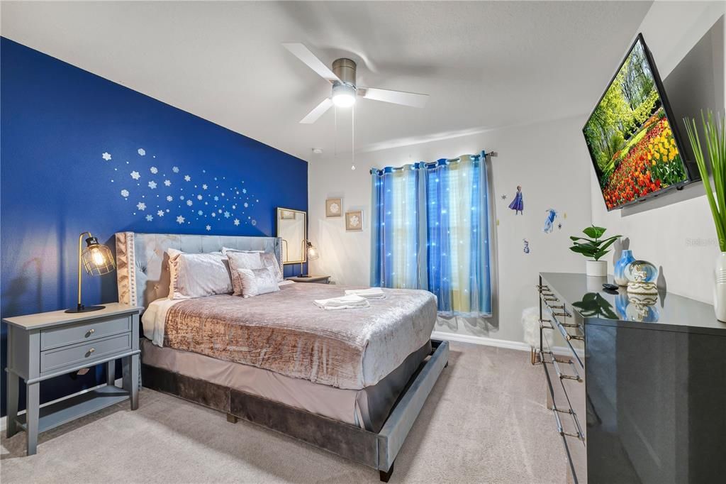 For Sale: $679,999 (6 beds, 4 baths, 3113 Square Feet)