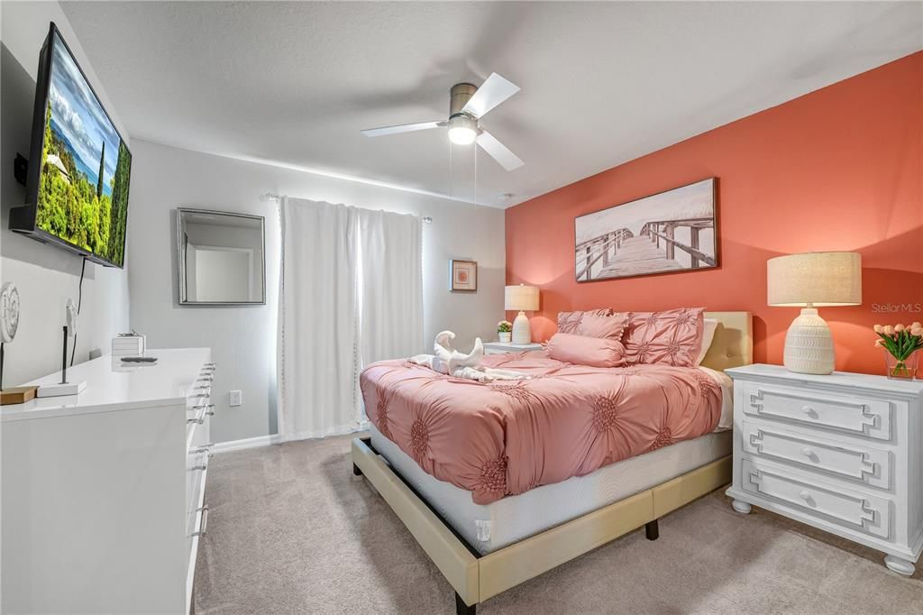 For Sale: $679,999 (6 beds, 4 baths, 3113 Square Feet)