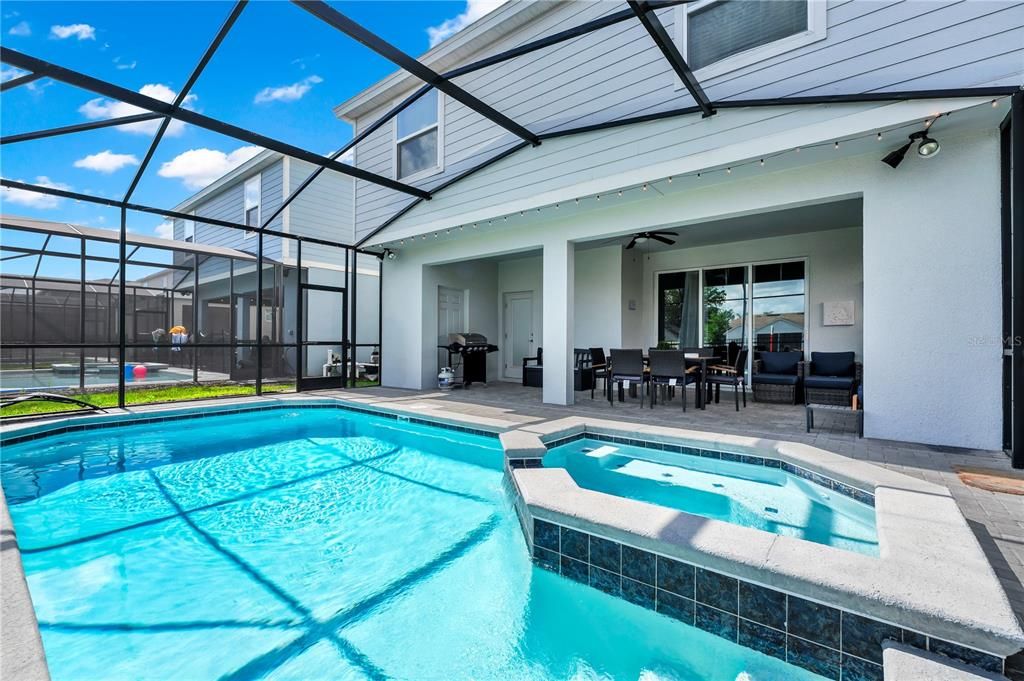 For Sale: $679,999 (6 beds, 4 baths, 3113 Square Feet)