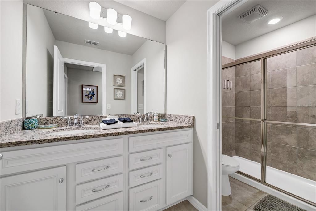 For Sale: $679,999 (6 beds, 4 baths, 3113 Square Feet)