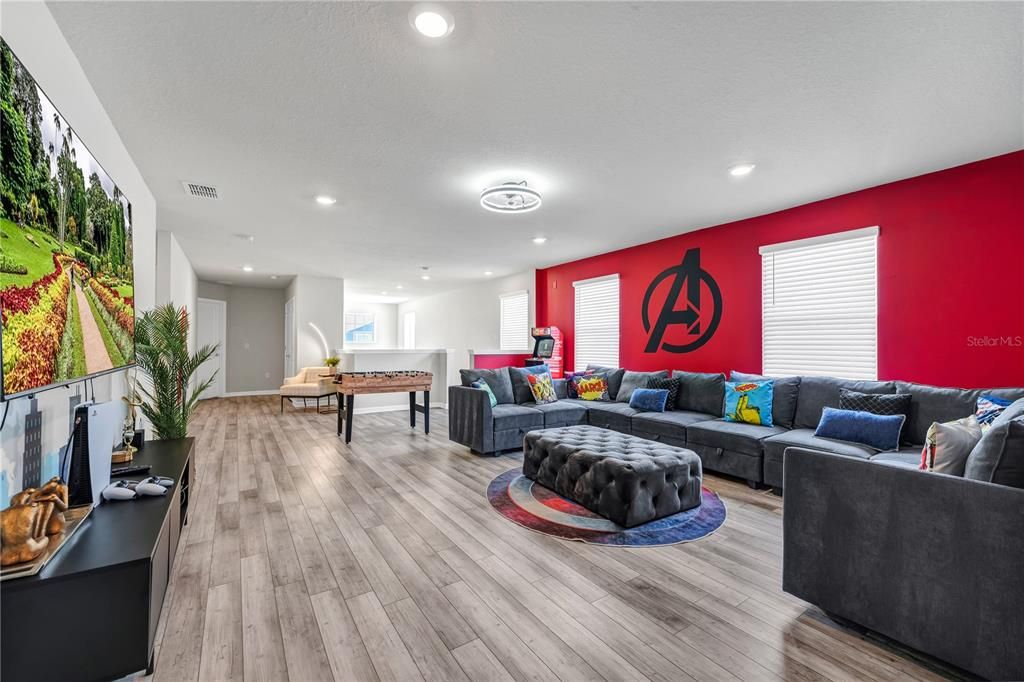 For Sale: $679,999 (6 beds, 4 baths, 3113 Square Feet)