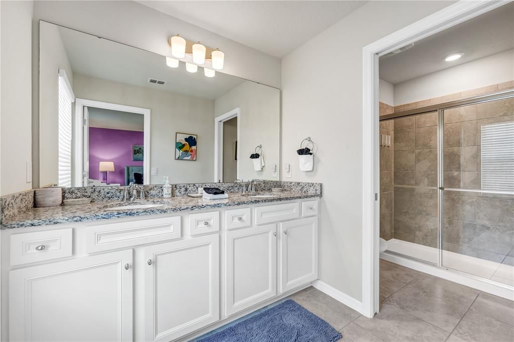 For Sale: $679,999 (6 beds, 4 baths, 3113 Square Feet)