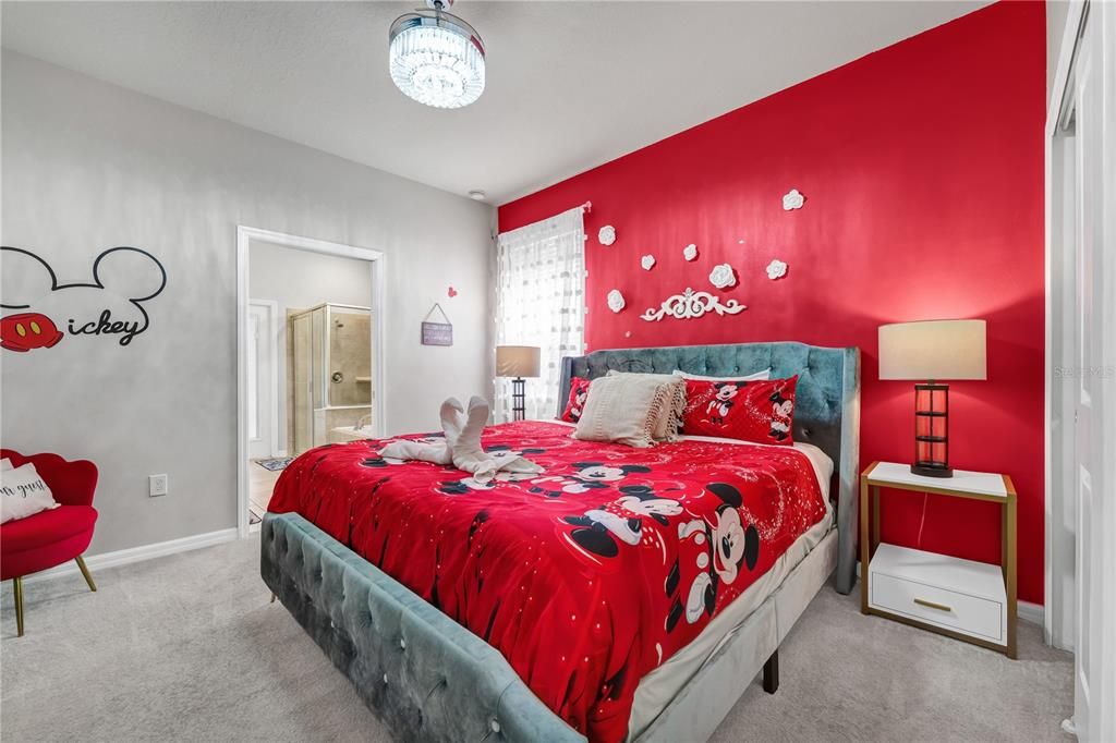 For Sale: $679,999 (6 beds, 4 baths, 3113 Square Feet)