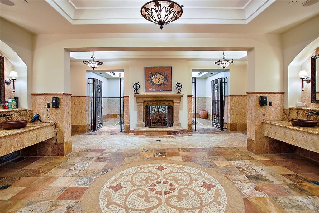 For Sale: $1,150,000 (6 beds, 4 baths, 3516 Square Feet)
