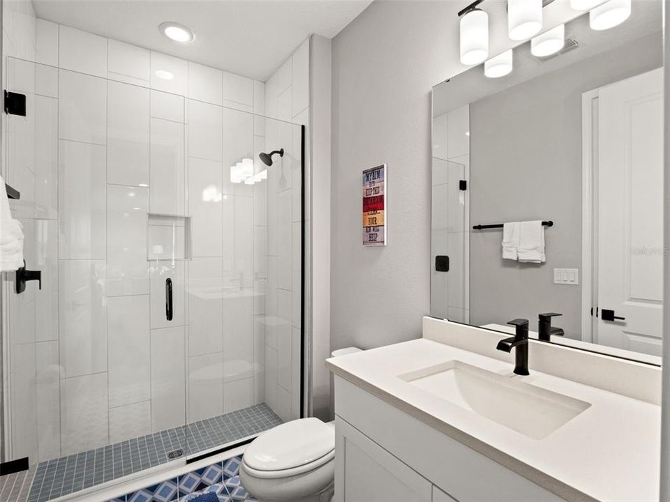 For Sale: $1,150,000 (6 beds, 4 baths, 3516 Square Feet)