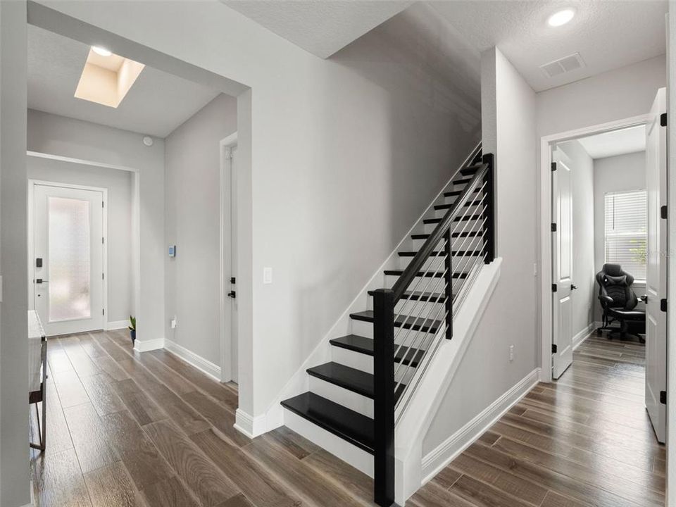 For Sale: $1,150,000 (6 beds, 4 baths, 3516 Square Feet)