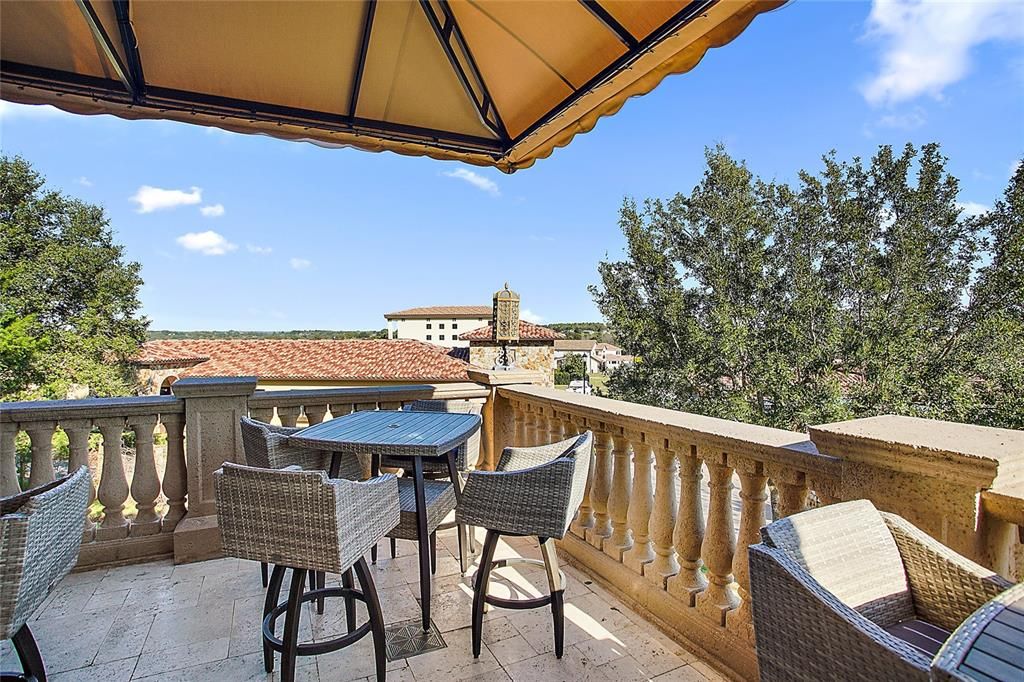 For Sale: $1,150,000 (6 beds, 4 baths, 3516 Square Feet)