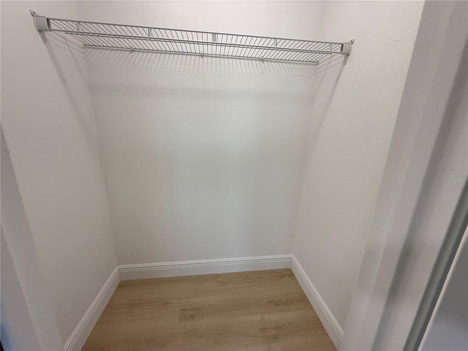 На продажу: $299,000 (3 спален, 2 ванн, 1105 Квадратных фут)