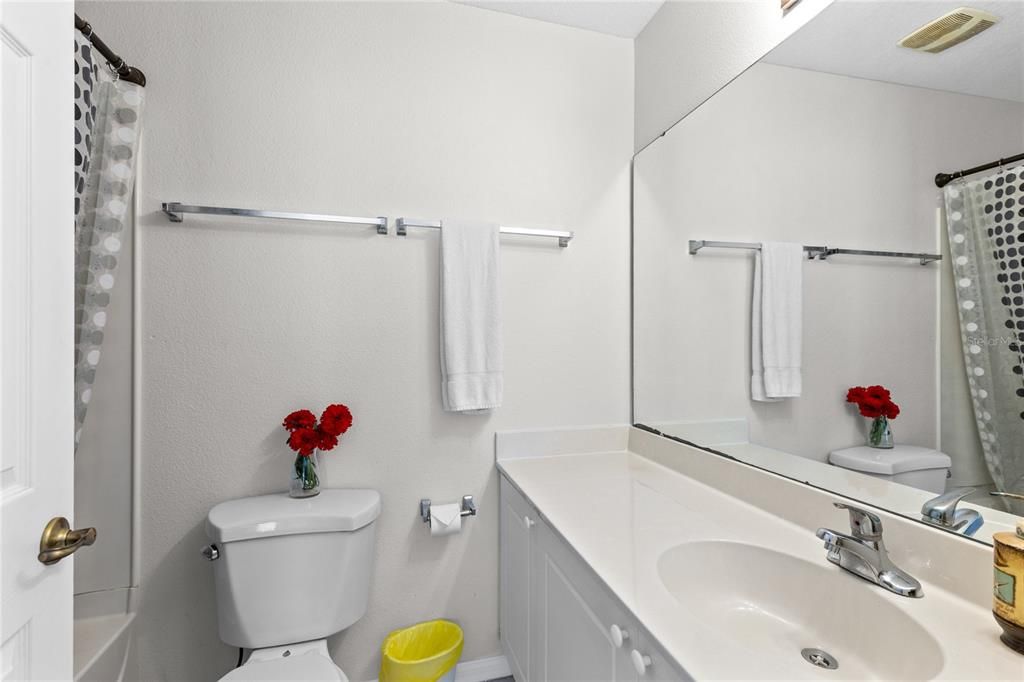 For Sale: $259,000 (4 beds, 3 baths, 1873 Square Feet)