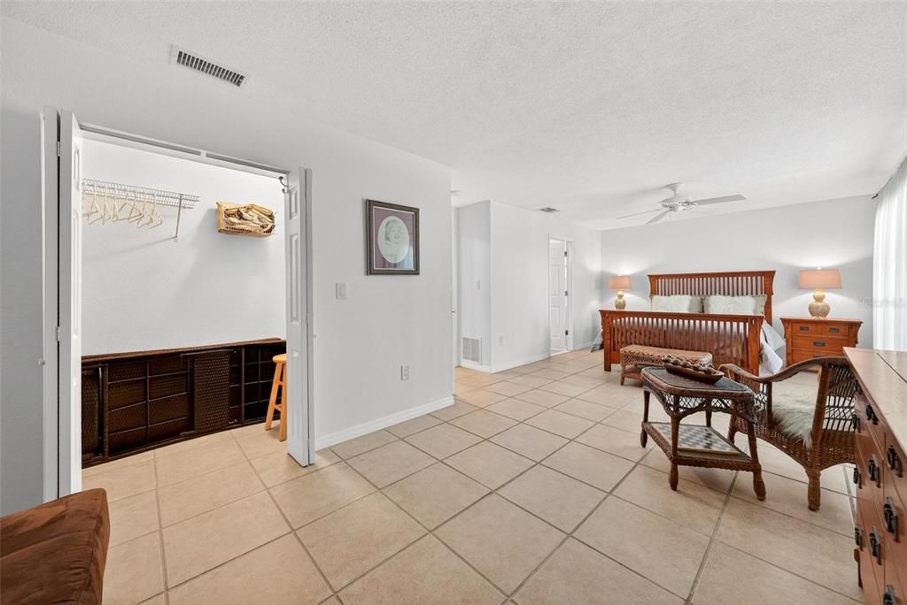 For Sale: $849,000 (3 beds, 2 baths, 3362 Square Feet)