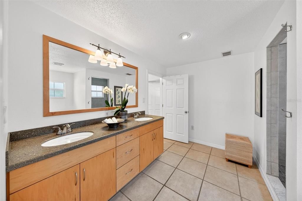 For Sale: $849,000 (3 beds, 2 baths, 3362 Square Feet)