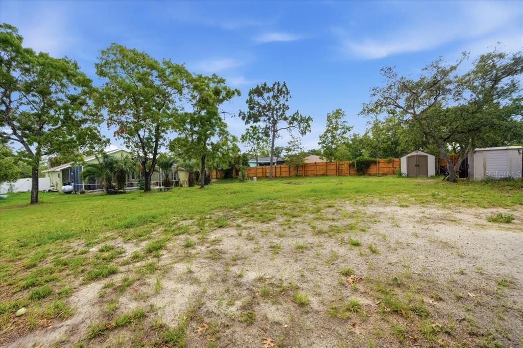 For Sale: $390,000 (3 beds, 3 baths, 1716 Square Feet)