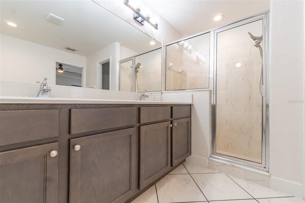 Active With Contract: $289,900 (4 beds, 2 baths, 1965 Square Feet)