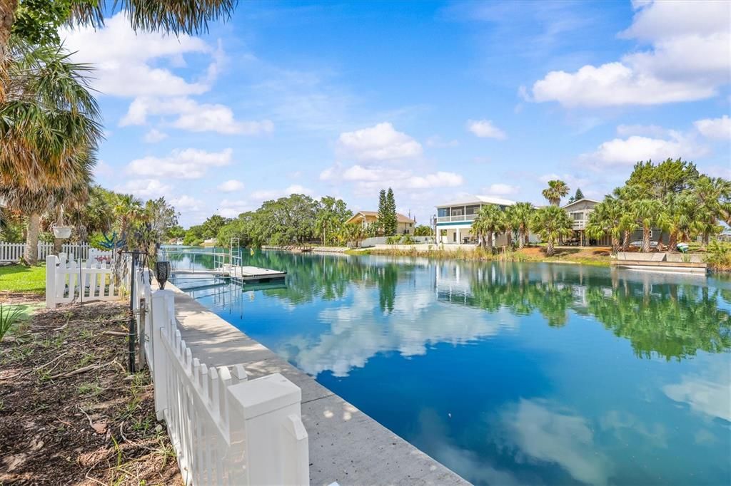 For Sale: $569,900 (3 beds, 2 baths, 1722 Square Feet)