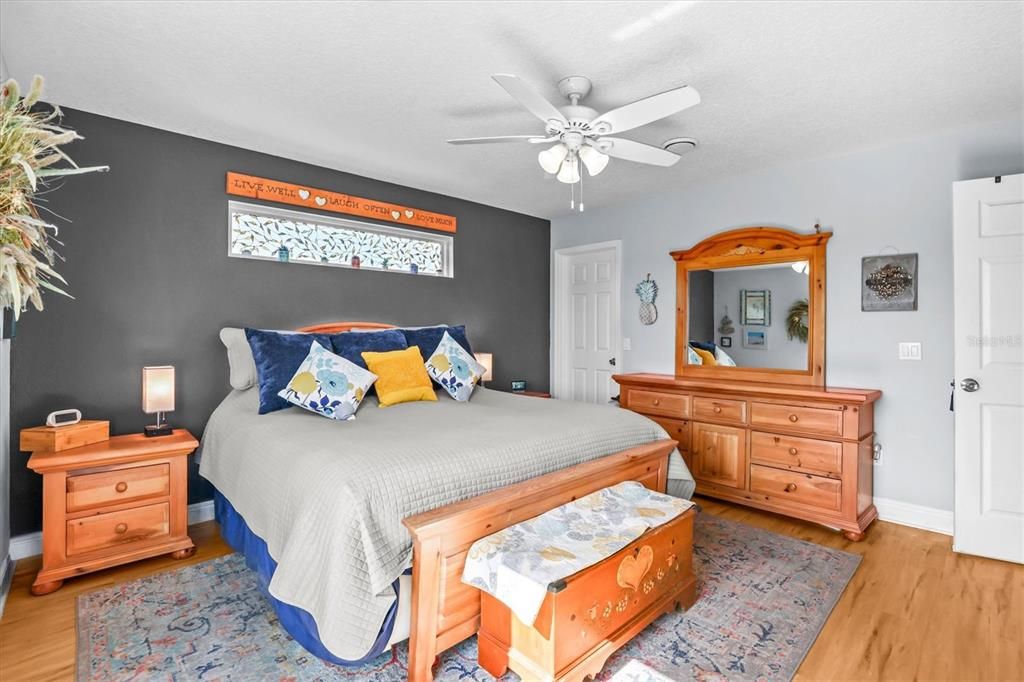 For Sale: $569,900 (3 beds, 2 baths, 1722 Square Feet)