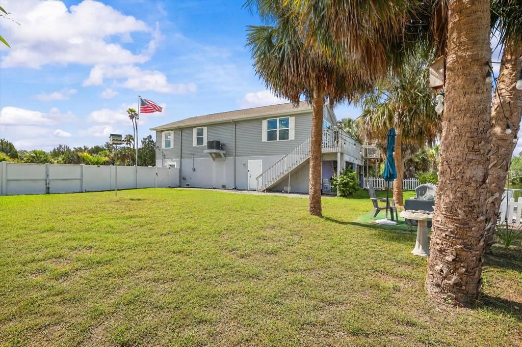 For Sale: $569,900 (3 beds, 2 baths, 1722 Square Feet)