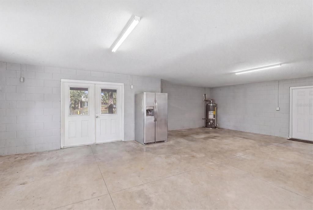 For Sale: $569,900 (3 beds, 2 baths, 1722 Square Feet)