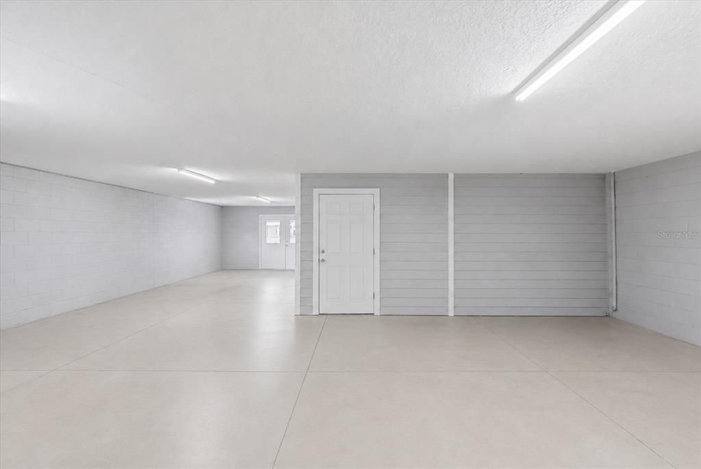 For Sale: $569,900 (3 beds, 2 baths, 1722 Square Feet)