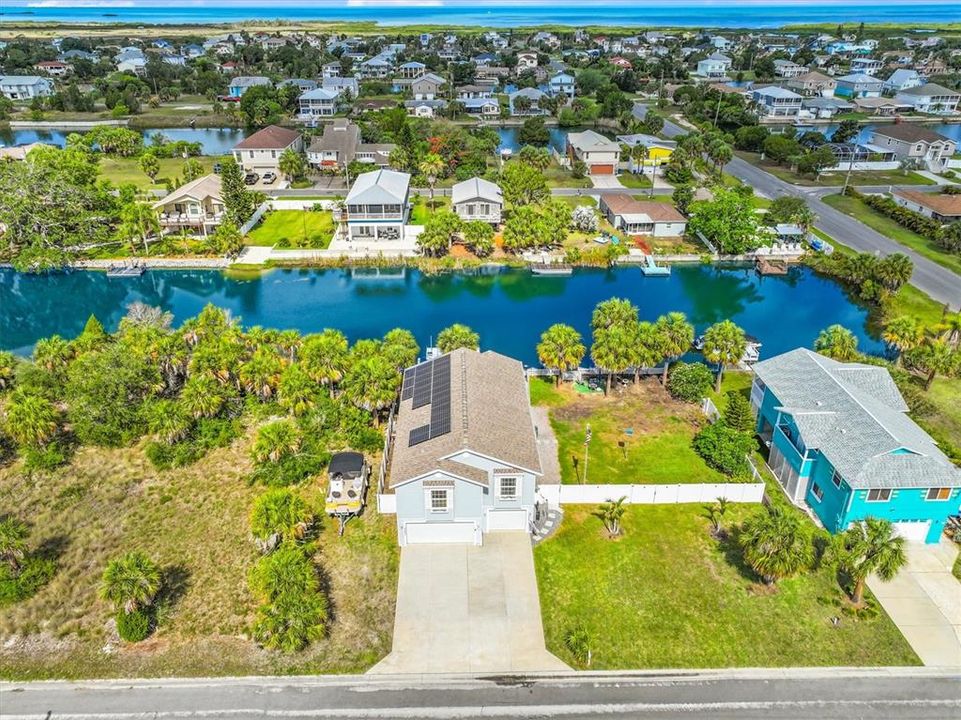 For Sale: $569,900 (3 beds, 2 baths, 1722 Square Feet)