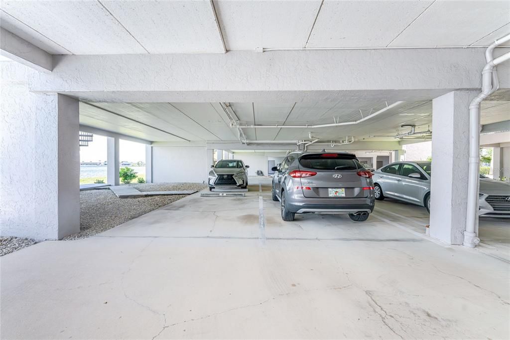 For Sale: $449,900 (3 beds, 2 baths, 2280 Square Feet)