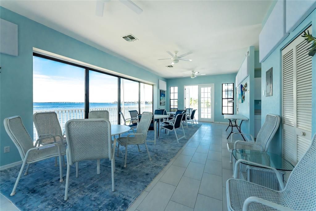 For Sale: $449,900 (3 beds, 2 baths, 2280 Square Feet)