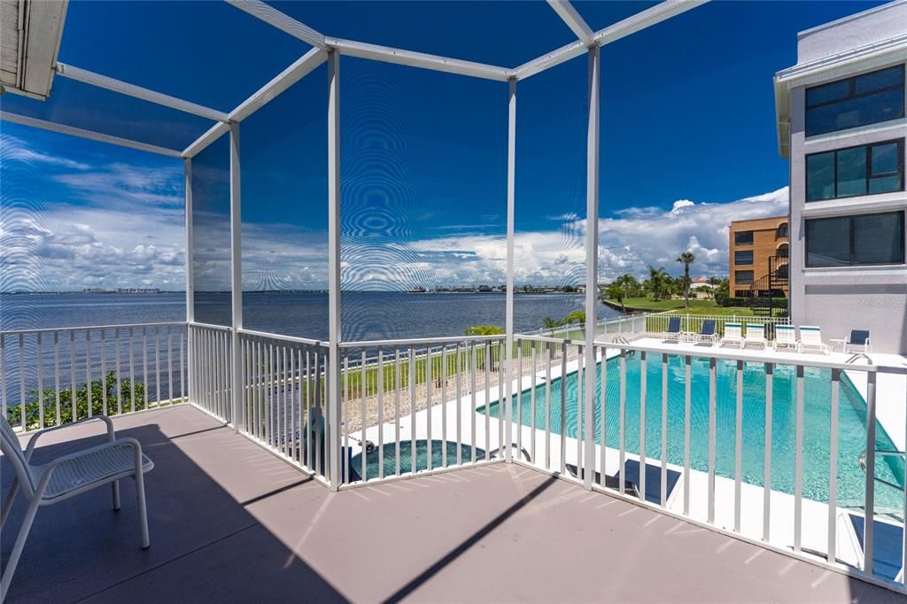 For Sale: $449,900 (3 beds, 2 baths, 2280 Square Feet)