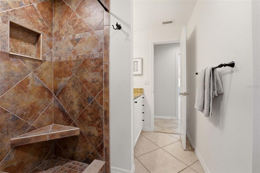 For Sale: $669,000 (4 beds, 4 baths, 3051 Square Feet)