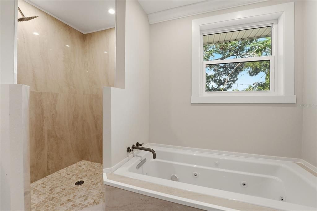 For Sale: $669,000 (4 beds, 4 baths, 3051 Square Feet)