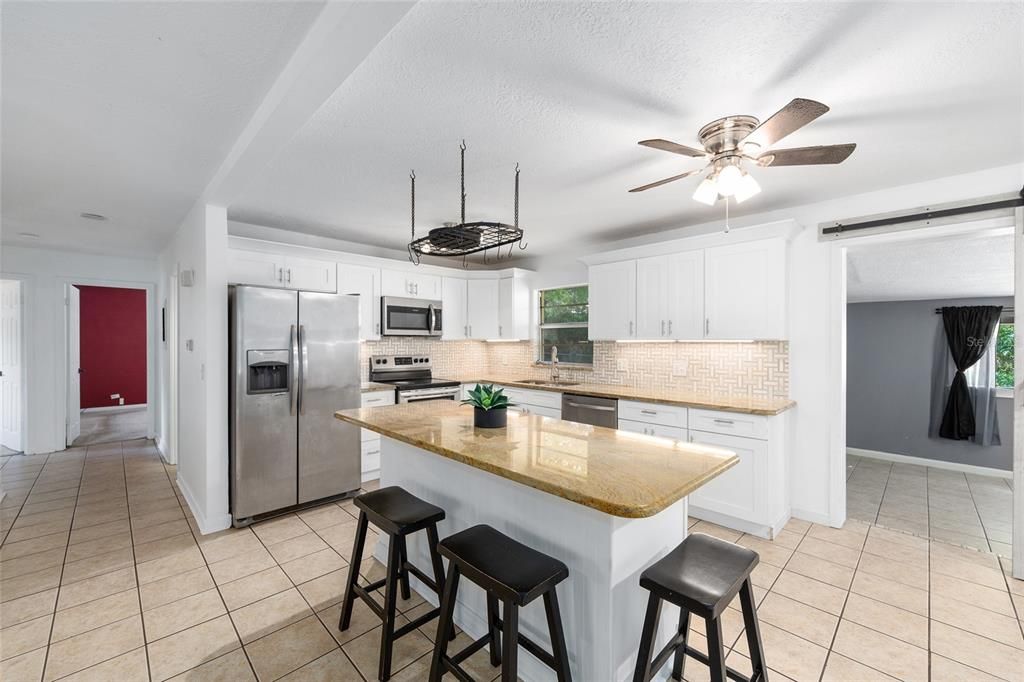 For Sale: $310,000 (4 beds, 2 baths, 2074 Square Feet)