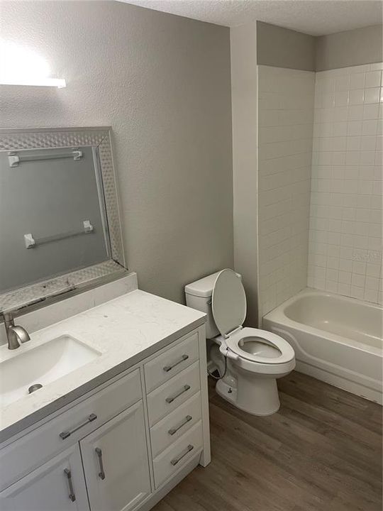 For Sale: $190,000 (2 beds, 2 baths, 1045 Square Feet)