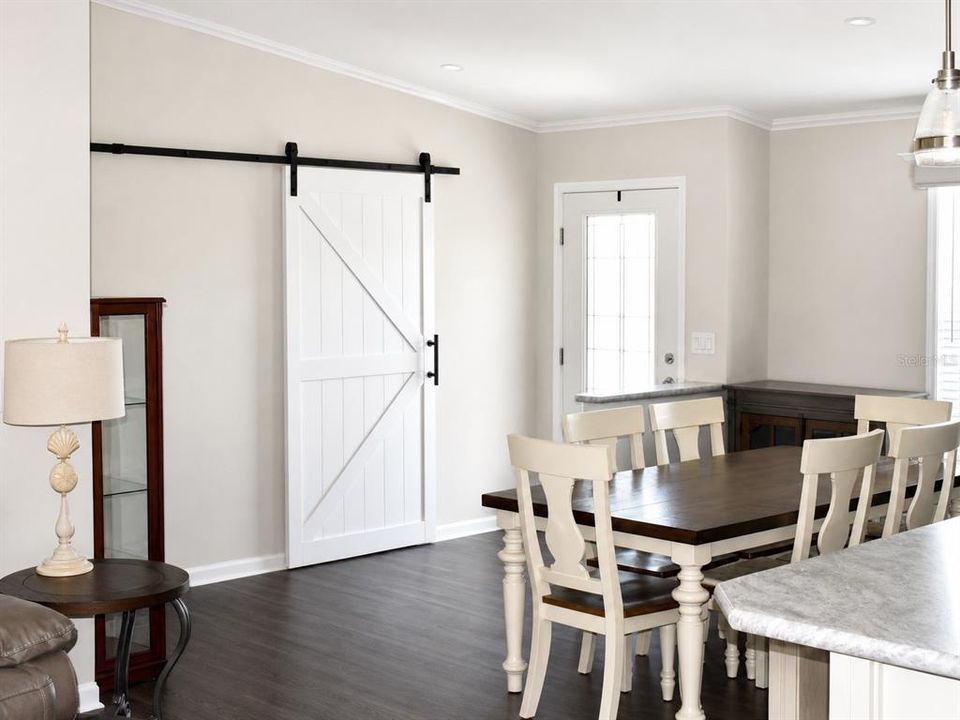 For Sale: $149,999 (3 beds, 2 baths, 1550 Square Feet)