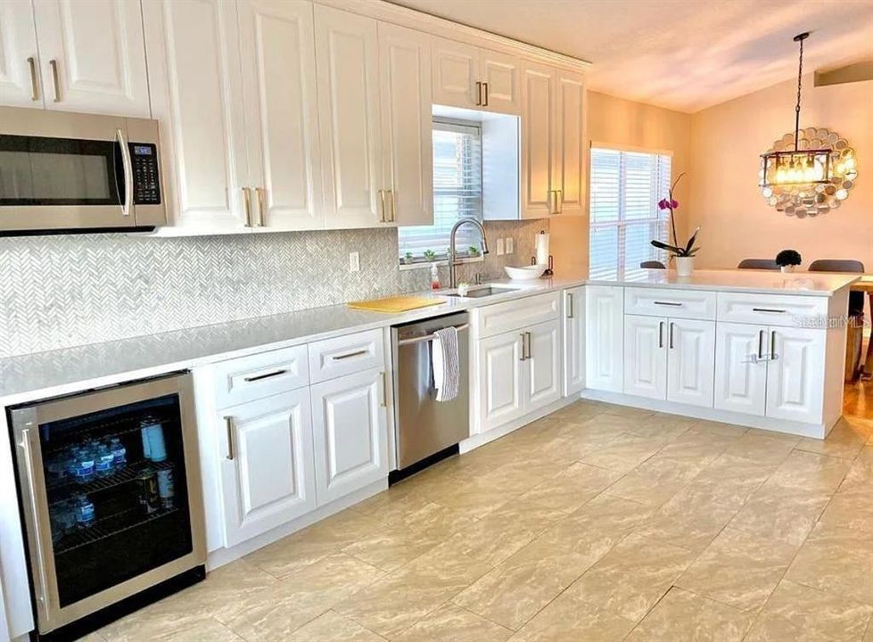 For Rent: $2,550 (3 beds, 2 baths, 1640 Square Feet)