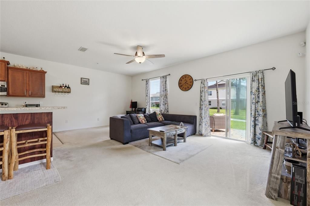 For Sale: $298,500 (3 beds, 2 baths, 1699 Square Feet)