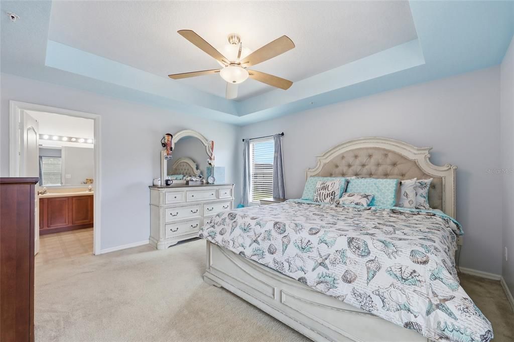 For Sale: $298,500 (3 beds, 2 baths, 1699 Square Feet)
