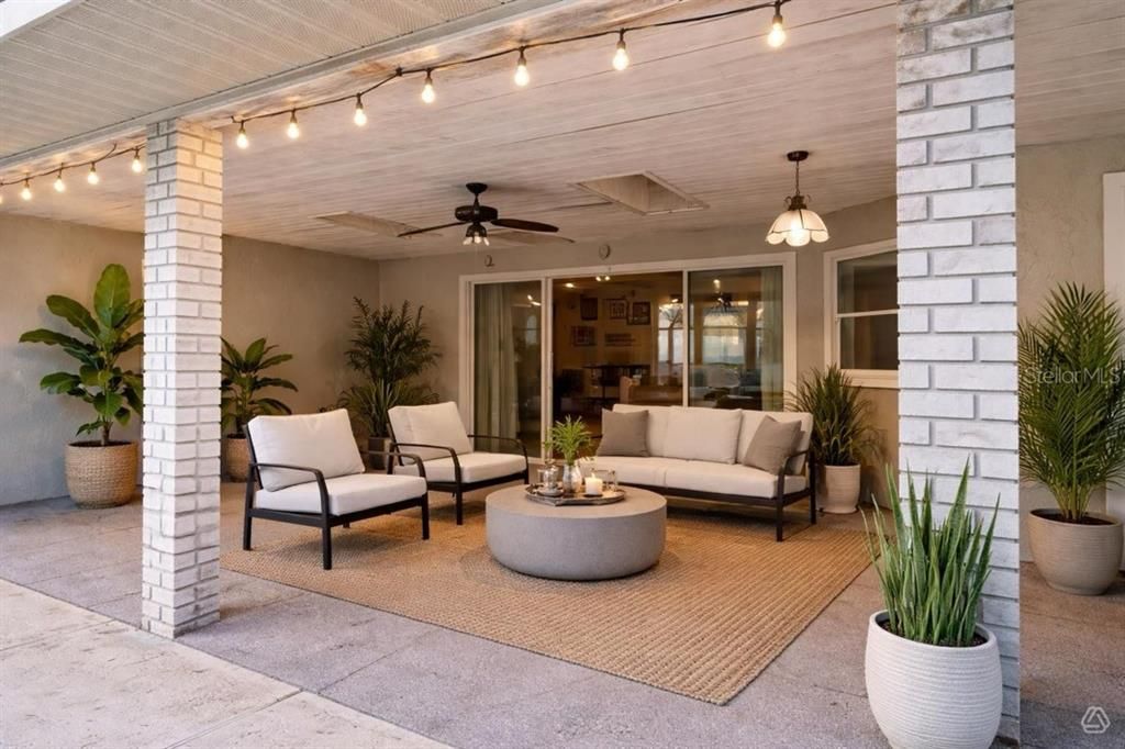 For Sale: $499,990 (3 beds, 2 baths, 2322 Square Feet)