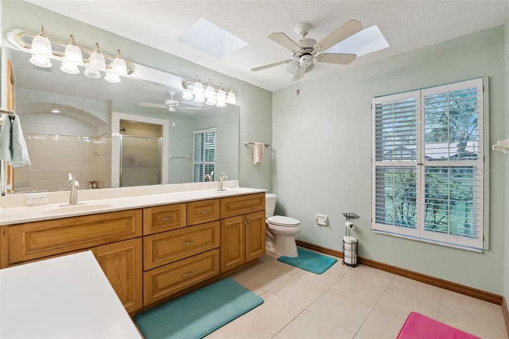For Sale: $499,990 (3 beds, 2 baths, 2322 Square Feet)