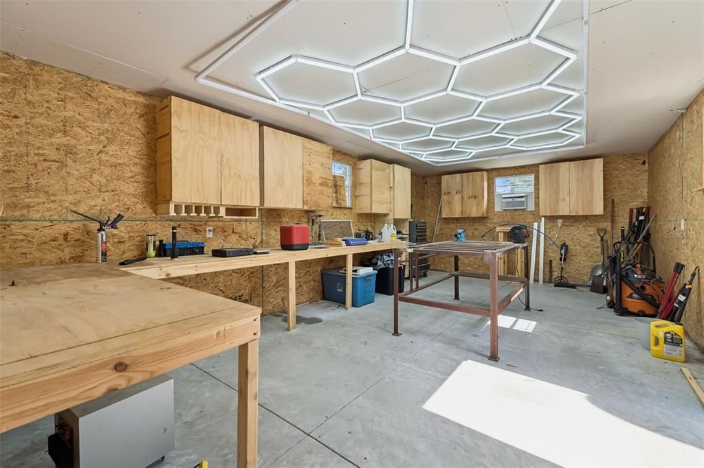 For Sale: $499,990 (3 beds, 2 baths, 2322 Square Feet)