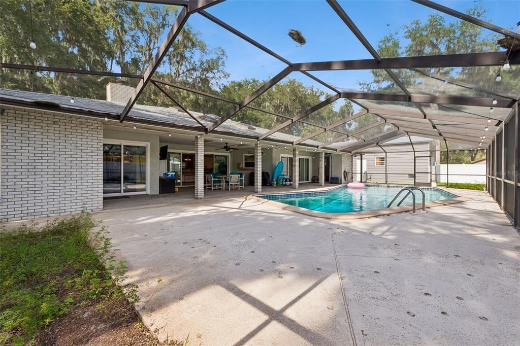 For Sale: $499,990 (3 beds, 2 baths, 2322 Square Feet)