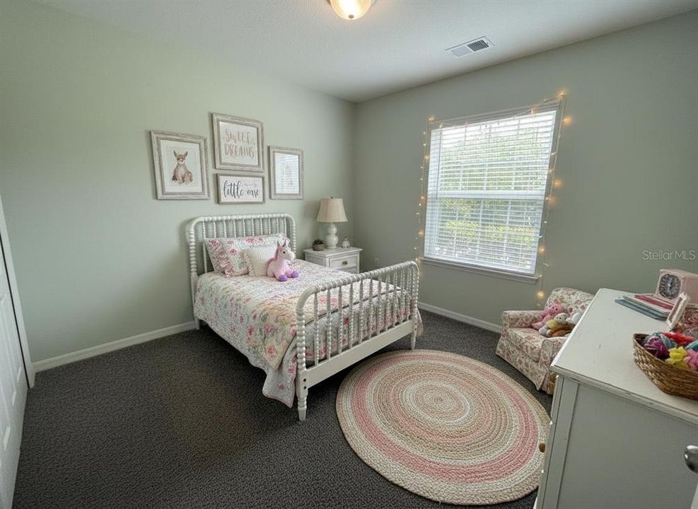 For Sale: $305,000 (3 beds, 2 baths, 1875 Square Feet)