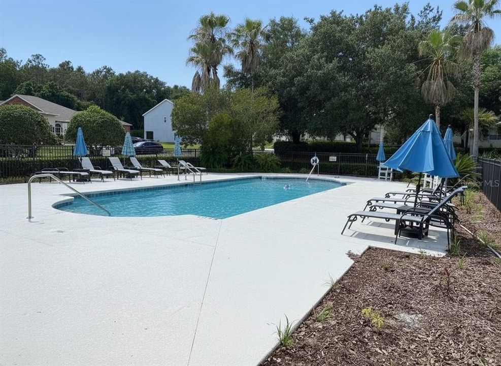For Sale: $305,000 (3 beds, 2 baths, 1875 Square Feet)