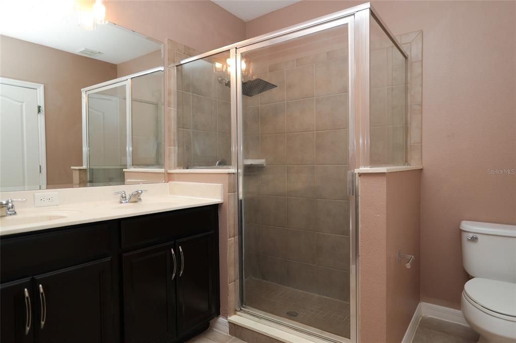 For Sale: $305,000 (3 beds, 2 baths, 1875 Square Feet)