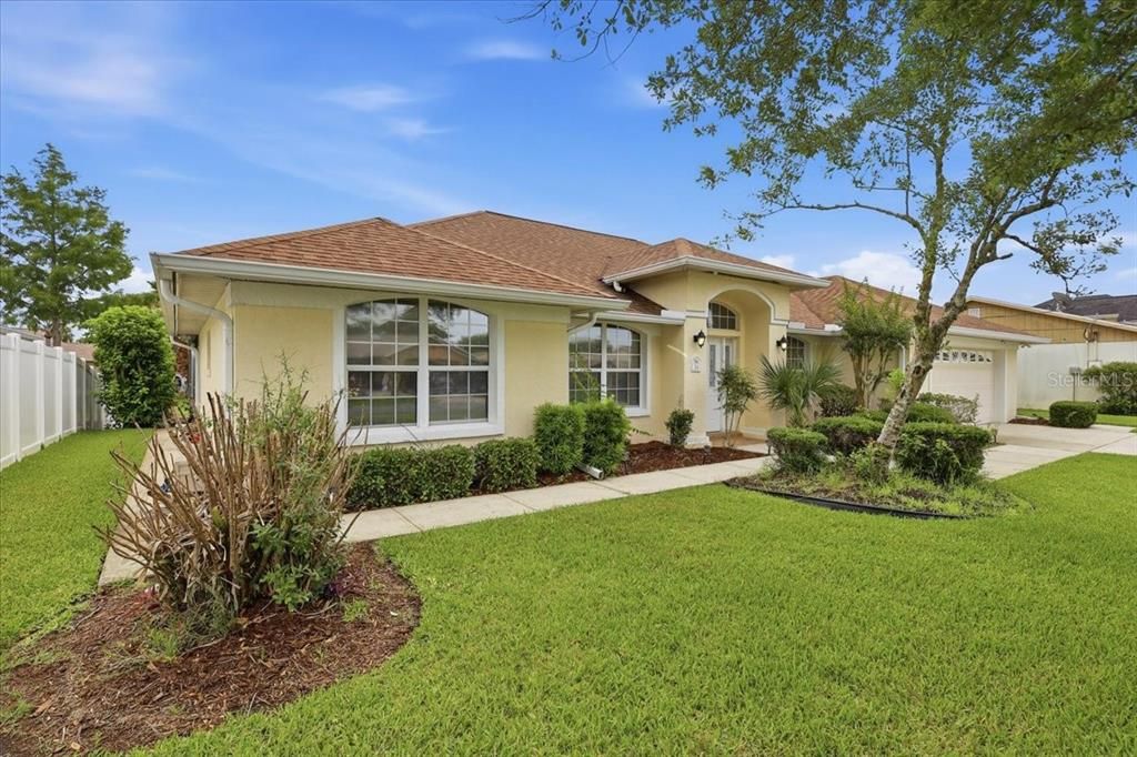 For Sale: $769,000 (3 beds, 2 baths, 2029 Square Feet)