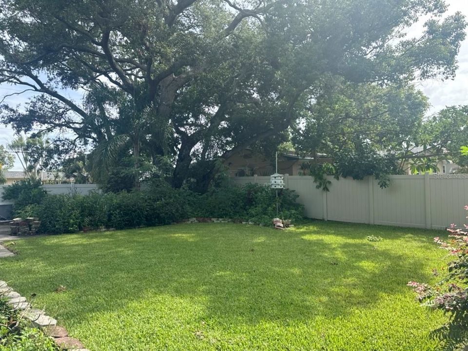 For Sale: $729,000 (3 beds, 3 baths, 2152 Square Feet)