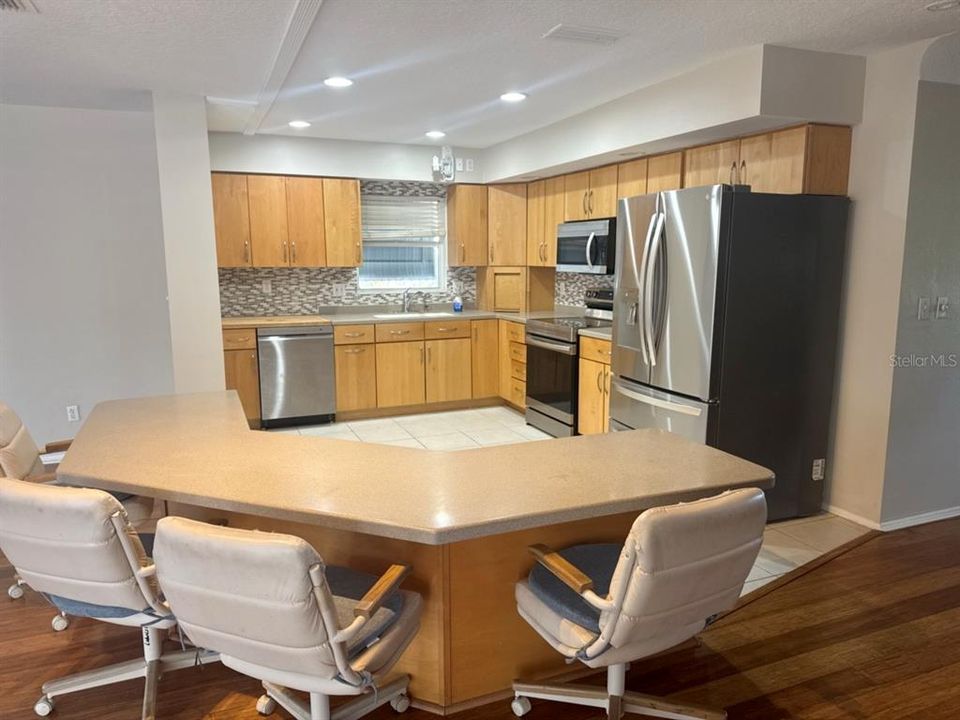 For Sale: $729,000 (3 beds, 3 baths, 2152 Square Feet)