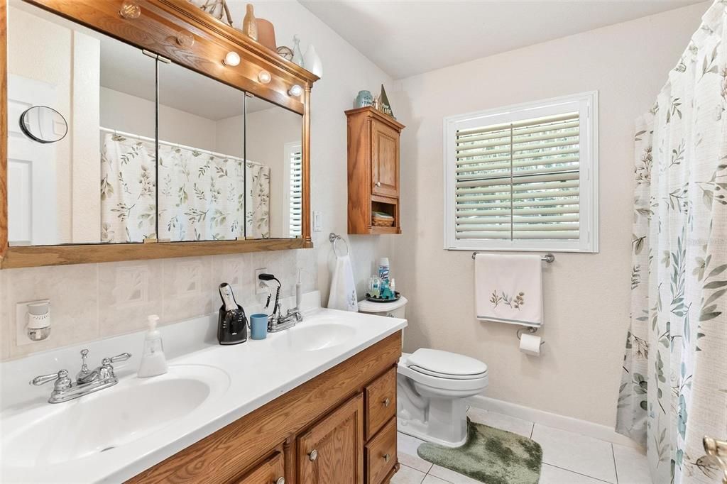 For Sale: $798,700 (2 beds, 2 baths, 1728 Square Feet)