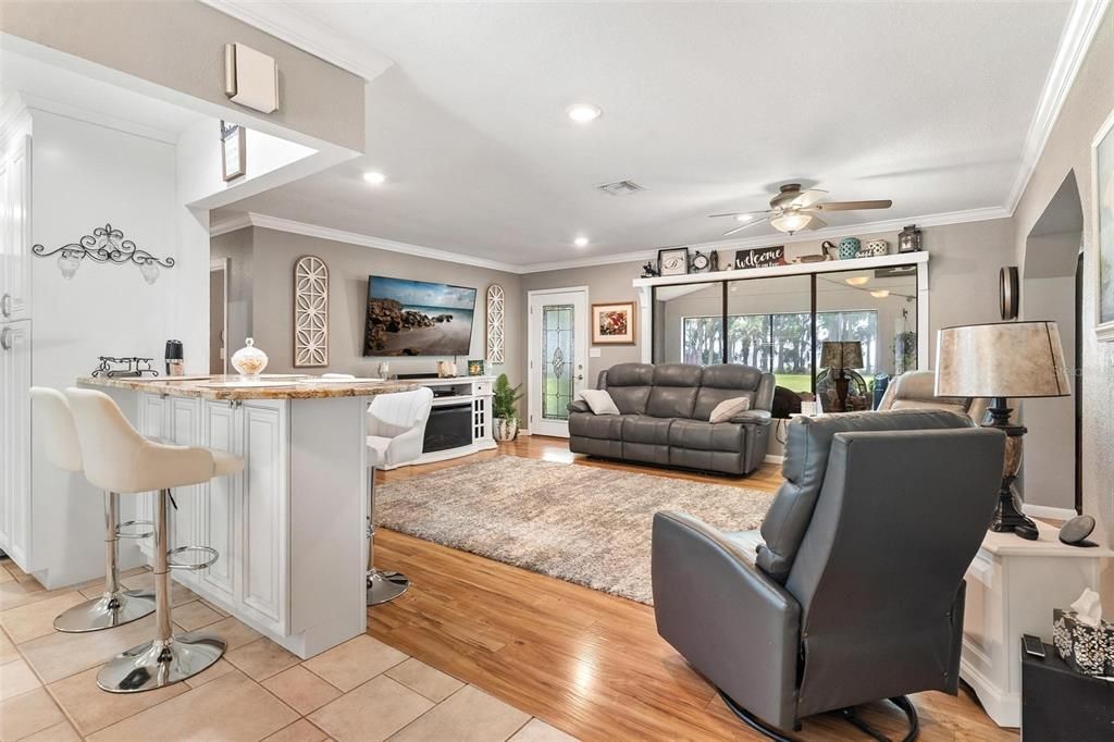 For Sale: $798,700 (2 beds, 2 baths, 1728 Square Feet)